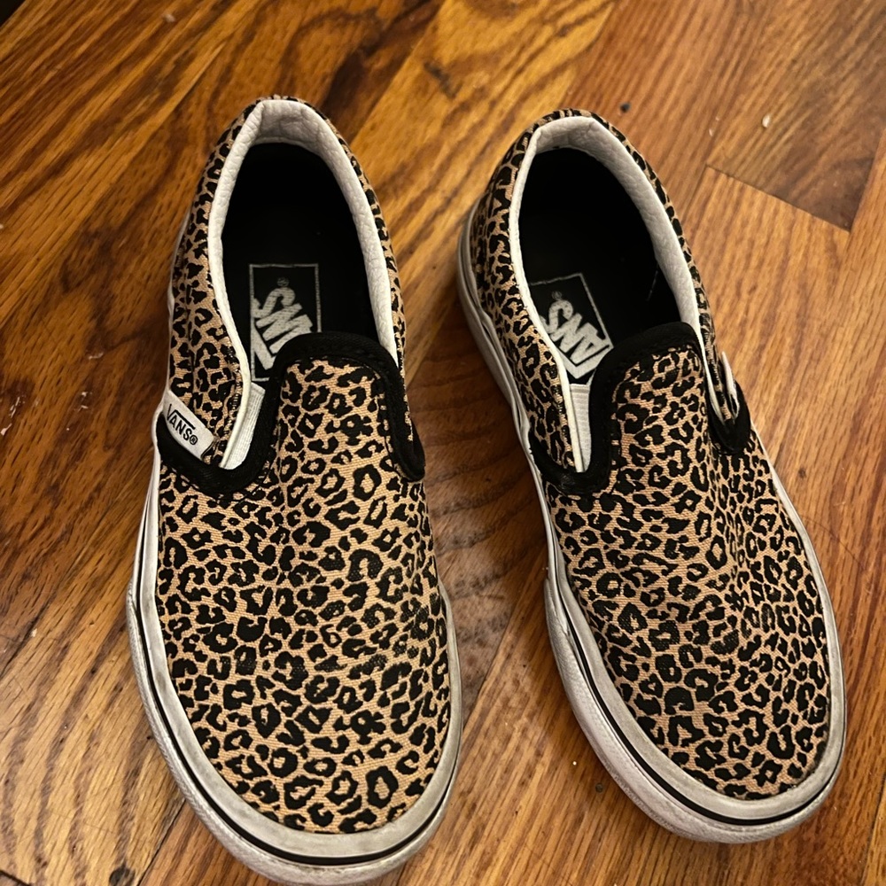 Girls Cheetah print vans